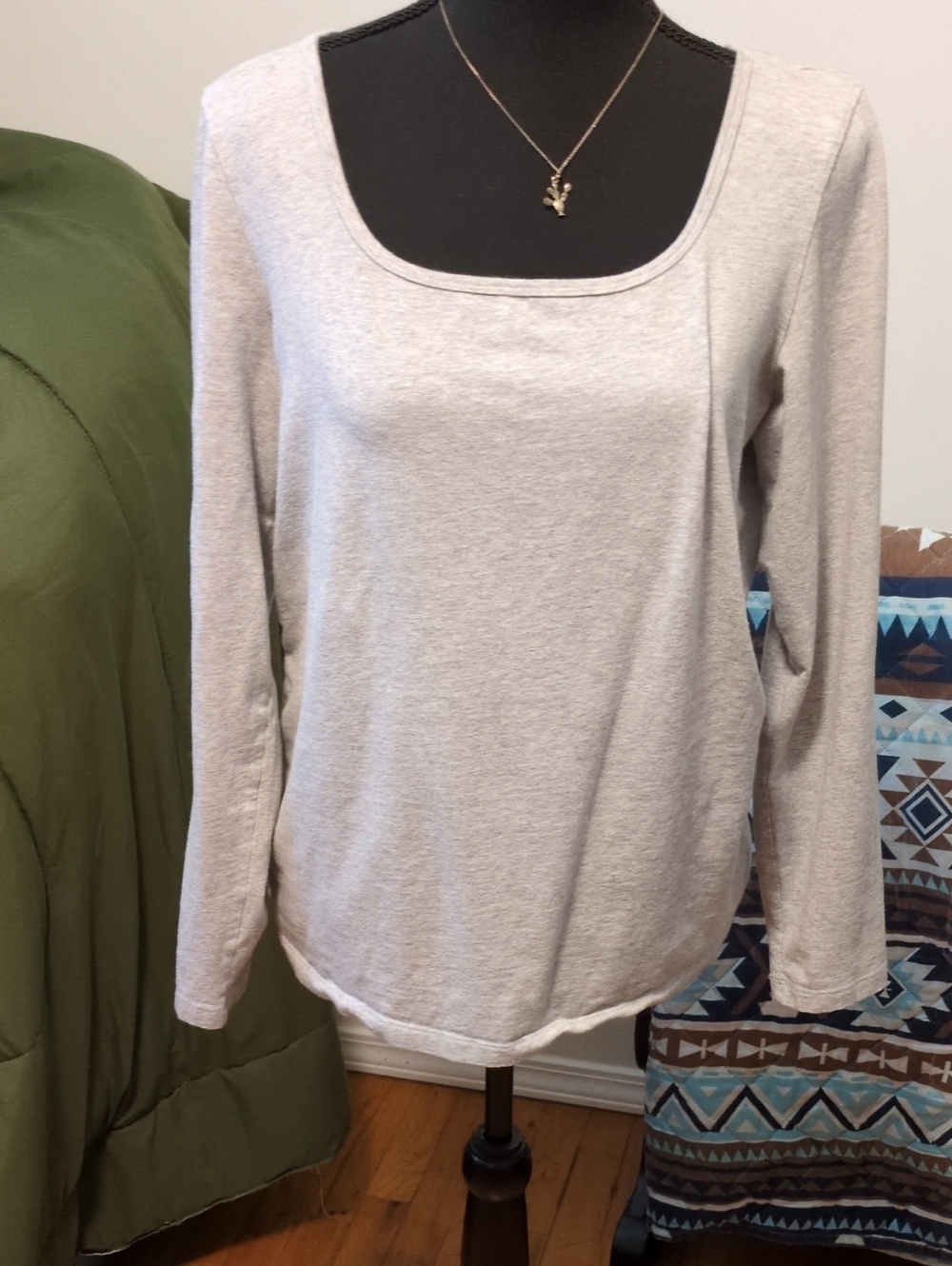 Classic Scoop Neck Long-Sleeve Top - Light Beige